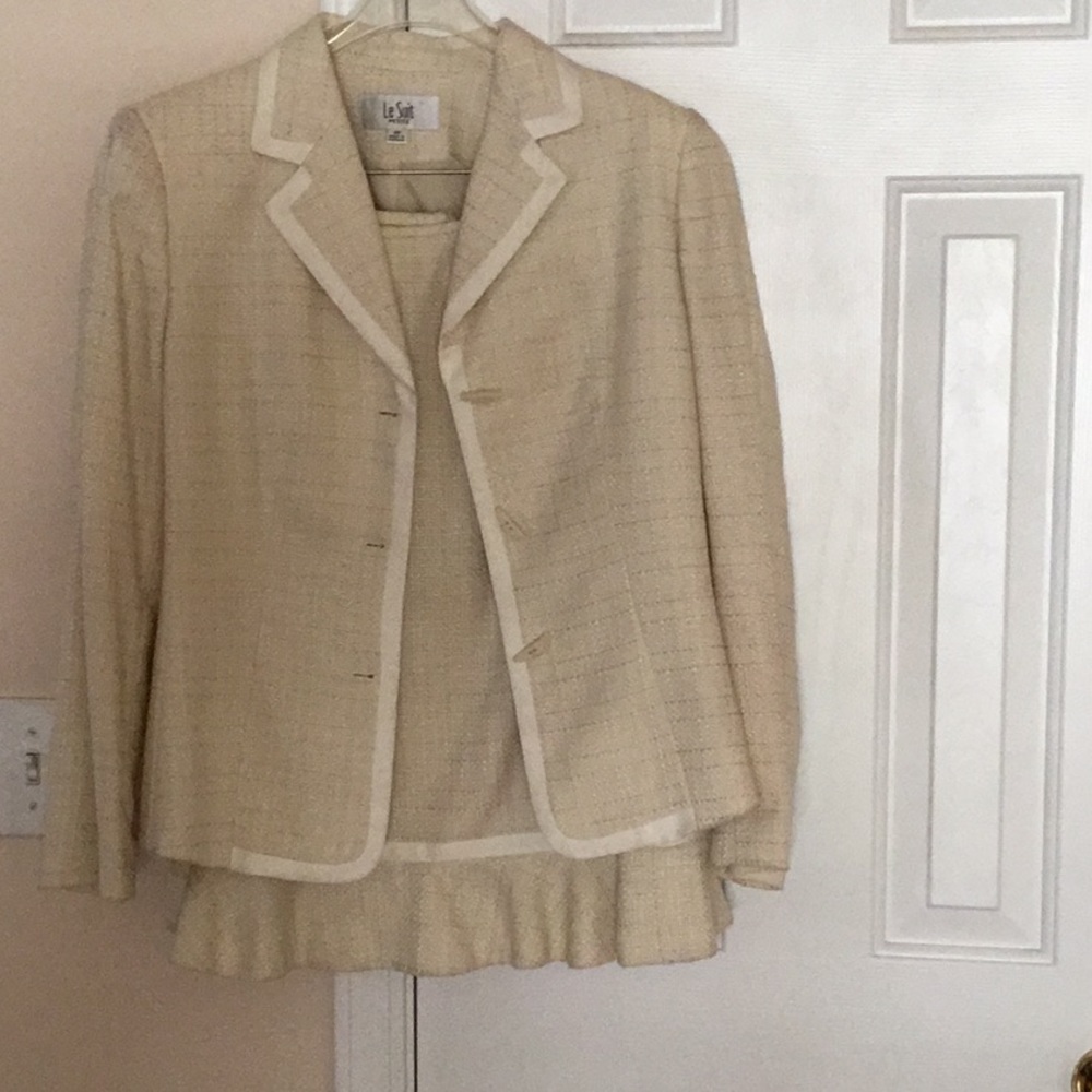 2 piece suit
